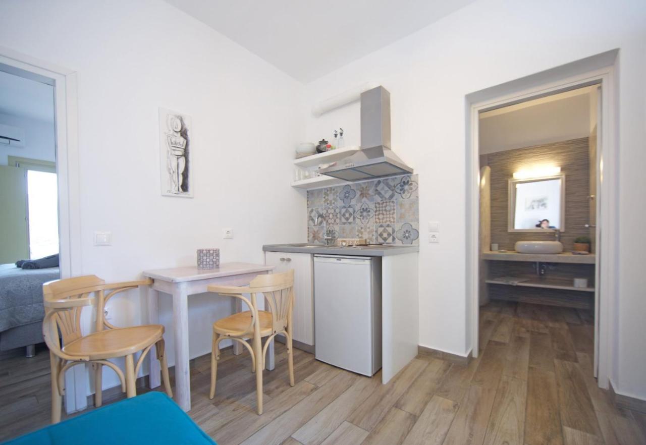 Diasino Apartments And Car Rental Katapola Exterior photo