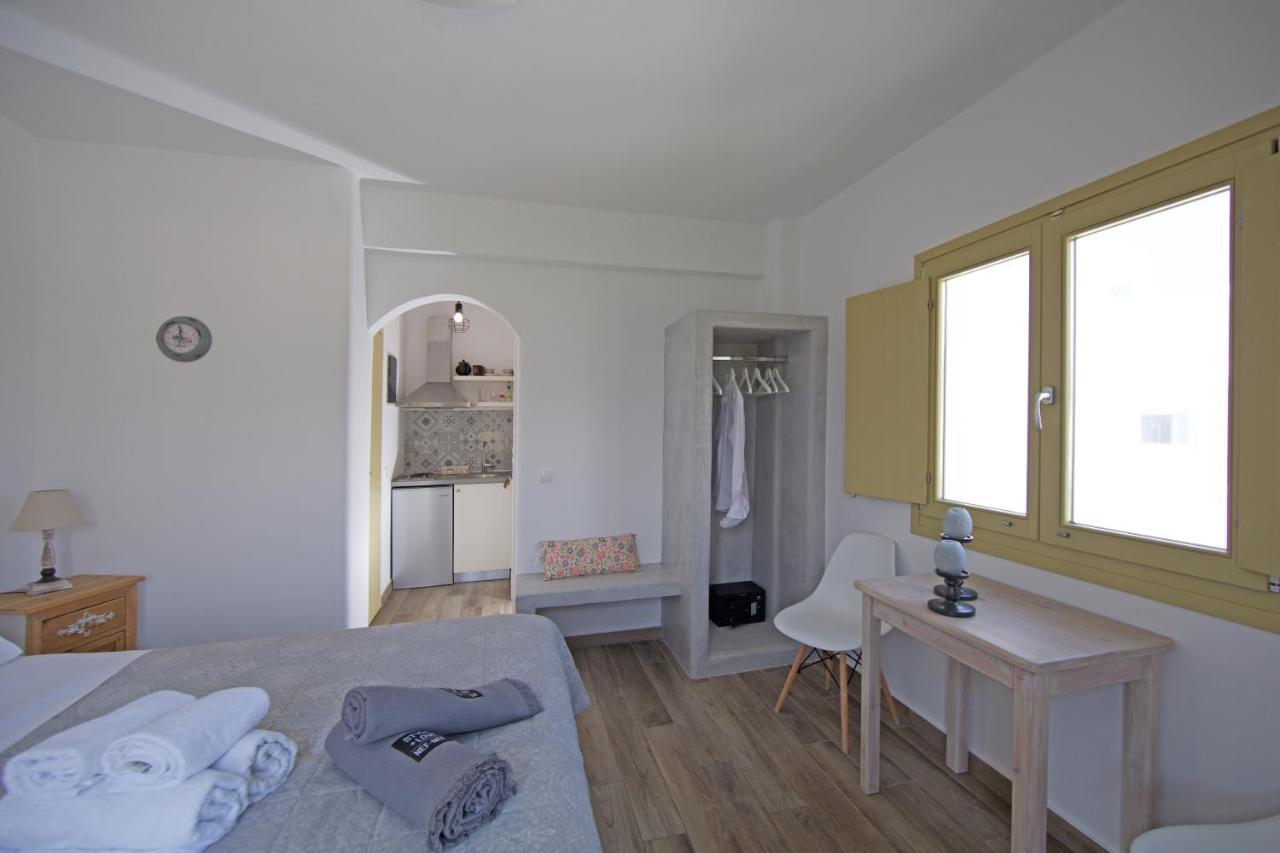 Diasino Apartments And Car Rental Katapola Exterior photo
